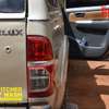 Hilux door panels and seat covers thumb 1