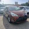 Toyota vitz Hybrid 2019 deposit 650K thumb 1
