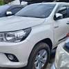 Toyota Hilux double cabin white 2017 thumb 1