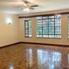 5 Bed House with En Suite at Nyari Central thumb 3