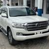 Toyota land Cruiser ZX V8 2017 thumb 3