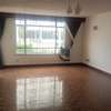 4 Bed Apartment with En Suite in Riverside thumb 18