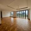 4 Bed Apartment with En Suite at Rosslyn thumb 17