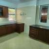 3 Bed Apartment with En Suite in Spring Valley thumb 9