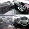 TOYOTA HIECE AUTO DIESEL COMUTER 18 SEATER. thumb 2