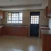 5 Bed House with En Suite in Thome thumb 3