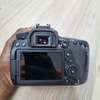 Canon EOS 700D Digital SLR Camera thumb 0