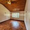 5 Bed House with En Suite in Gigiri thumb 2