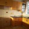 Modern Town house 6bed Room 4ensuite plus 23.3 M QUICK SALE thumb 3