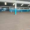 30,000 ft² Warehouse with Parking in Industrial Area thumb 1