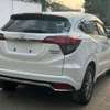 Toyota vezel white thumb 10