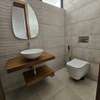 5 Bed House with En Suite in Nyari thumb 11