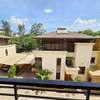 5 Bed House with En Suite in Lavington thumb 32