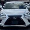LEXUS NX300 thumb 8
