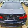 BMW 320i black 2018 thumb 0
