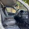 Toyota Hiace thumb 4