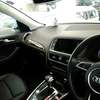 Audi Q5 white thumb 3