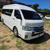 Toyota HiAce thumb 5