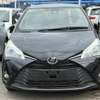 Toyota vitz black thumb 2