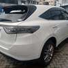 Toyota harrier thumb 2