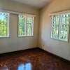 4 Bed House with En Suite in Lake View thumb 7