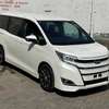 TOYOTA NOAH thumb 8