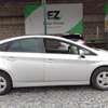 CLEAN Toyota Prius (2010) AVAILABLE FOR SALE thumb 5