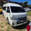 Toyota HiAce thumb 1