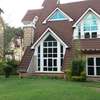 5 Bed House with En Suite at Lavington Green Road thumb 17