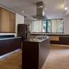 4 Bed Apartment with En Suite in Westlands Area thumb 10