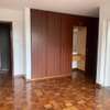 2 bedroom apartment master Ensuite available thumb 5