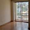 3 bedroom All ensuite + Dsq apartment to let. thumb 5
