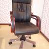 Executive leather office chairs thumb 0