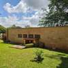9 Bed House with En Suite in Lavington thumb 3