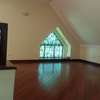 5 Bed Townhouse with En Suite in Lavington thumb 6