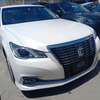 TOYOTA CROWN NEW IMPORT. thumb 3
