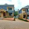 5 Bed Townhouse with En Suite in Spring Valley thumb 4