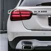 Mercedes Benz AMG GLA220 2019 thumb 8