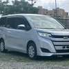 TOYOTA NOAH NONE HYBRID 2018MODEL thumb 2
