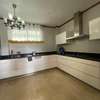 Serviced 3 Bed Apartment with En Suite in Riverside thumb 9