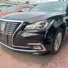 TOYOTA CROWN NEW IMPORT. thumb 6