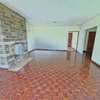 5 Bed House with En Suite in Kyuna thumb 3
