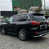 2017 Lexus LX 570 thumb 1