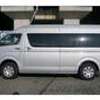 TOYOTA HIECE AUTO DIESEL COMUTER 18 SEATER. thumb 6