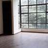 5 Bed Townhouse with En Suite in Rosslyn thumb 1