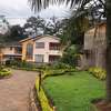 Serviced 2 Bed Apartment with En Suite in Rosslyn thumb 0