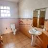3 Bed Apartment with En Suite in Kilimani thumb 6