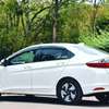 HONDA GRACE 2016MODEL. thumb 4