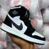 Designer legit casual Nike sneakers thumb 0