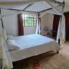 Furnished 2 Bed Apartment with Parking in Karen Hardy thumb 15